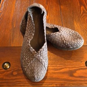 Sliver memory foam Bobs